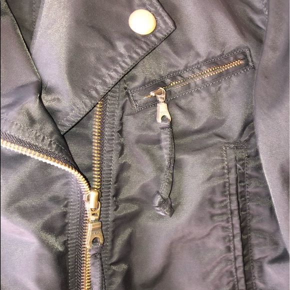 Moto style crop jacket. Zippers. Black. Large - Picture 3 of 6